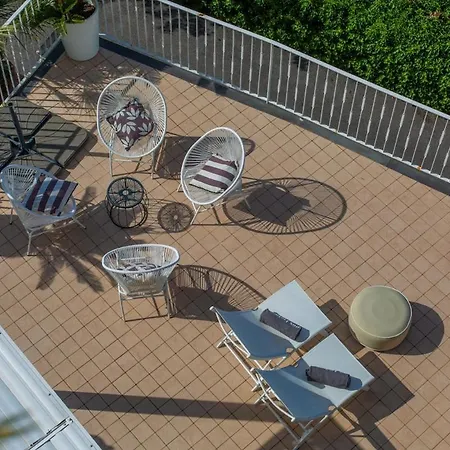 Spacious With Pool, Jacuzzi & Panoramic Sea View 别墅