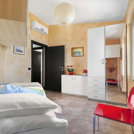 别墅 Spacious With Pool, Jacuzzi & Panoramic Sea View *