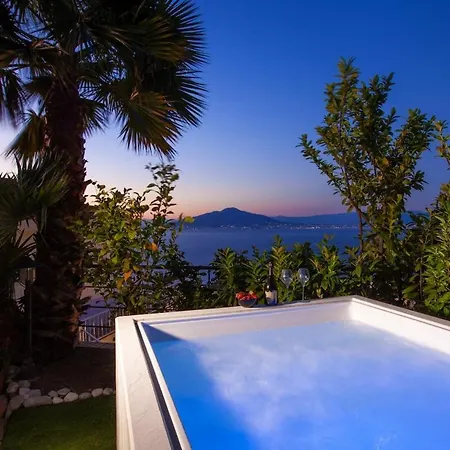 别墅 Spacious With Pool, Jacuzzi & Panoramic Sea View