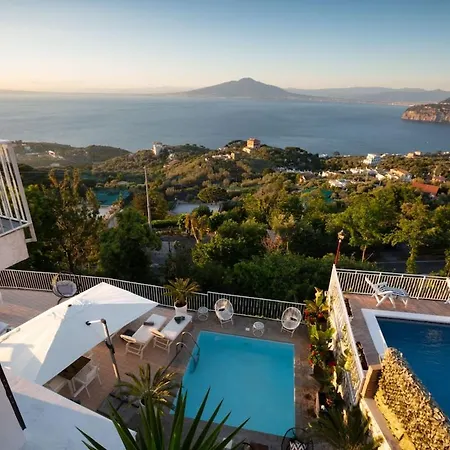 别墅 Spacious With Pool, Jacuzzi & Panoramic Sea View *