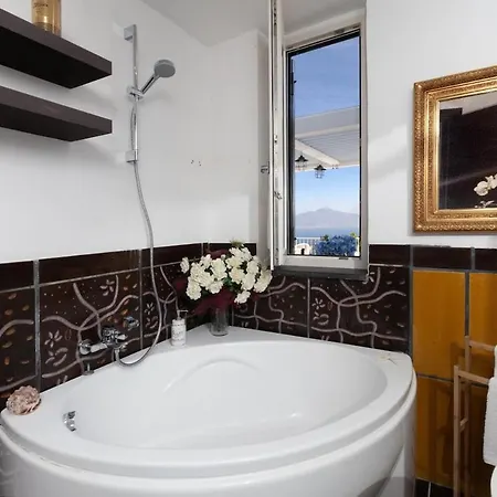 Spacious With Pool, Jacuzzi & Panoramic Sea View 别墅 *