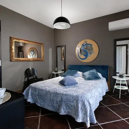 Spacious With Pool, Jacuzzi & Panoramic Sea View 别墅 索伦托