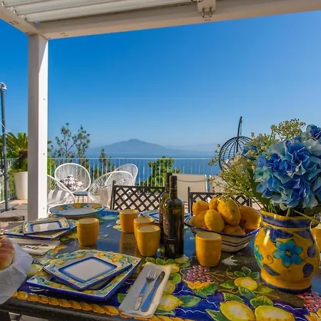 Spacious With Pool, Jacuzzi & Panoramic Sea View * 索伦托