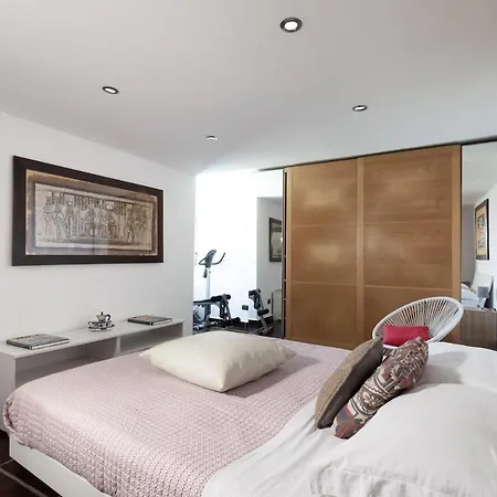 Spacious With Pool, Jacuzzi & Panoramic Sea View 别墅